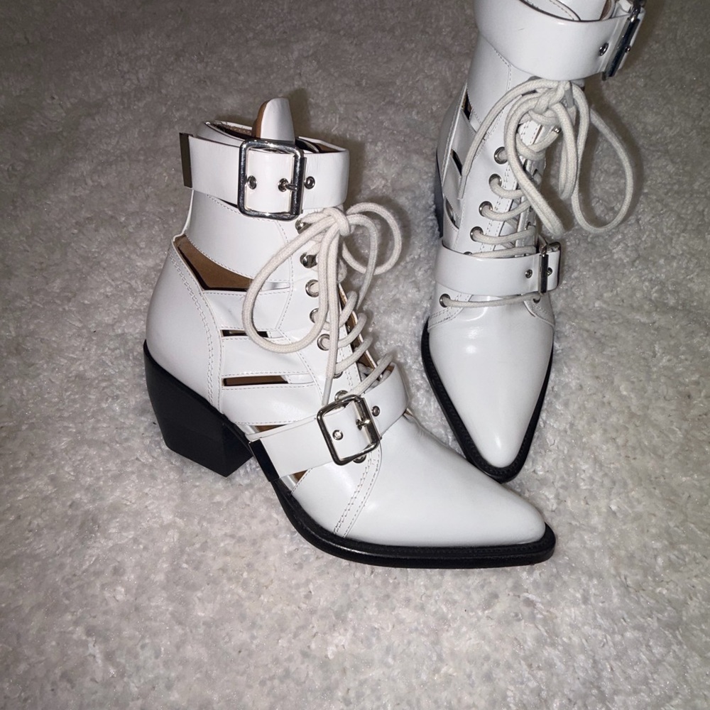 Chloé White Cut-Out Lace-Up Ankle Boots with Buckles for Women